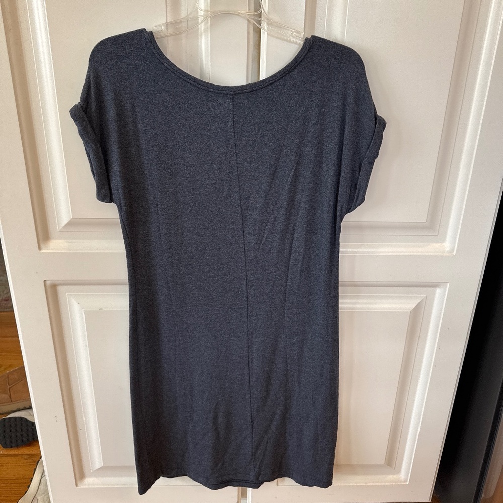 Loft- Lou & Grey soft, short sleeved dress- Size M - Picture 4 of 4